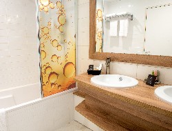 OLEVENE image - Salle de bain-